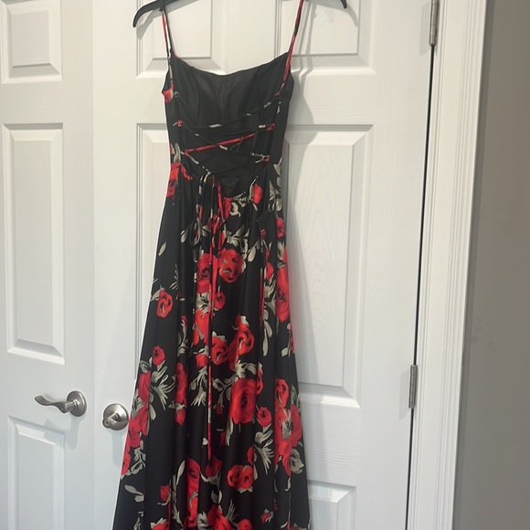 Floral formal dress - Picture 3 of 4